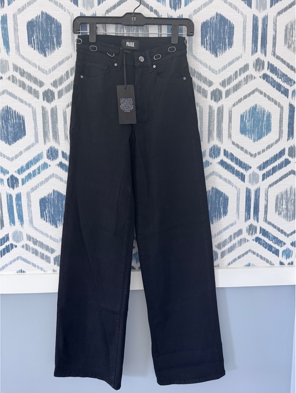 NWT PAIGE Sasha Jeans w/ Waistband Buckles
